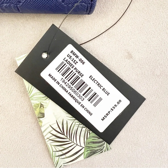 NWT Badgley Mischka Electric Blue Zip Around Wallet - Picture 3 of 5